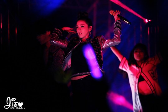 9f4638f7jw1elrx7ju2h0j215o0rstdn