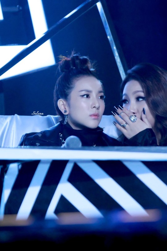 bb9dbb4ejw1elq1283t2aj20rs15vwl2