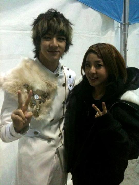 dara-2ne1-with-thunder-mblaq-dara-2ne1-32214721-597-793