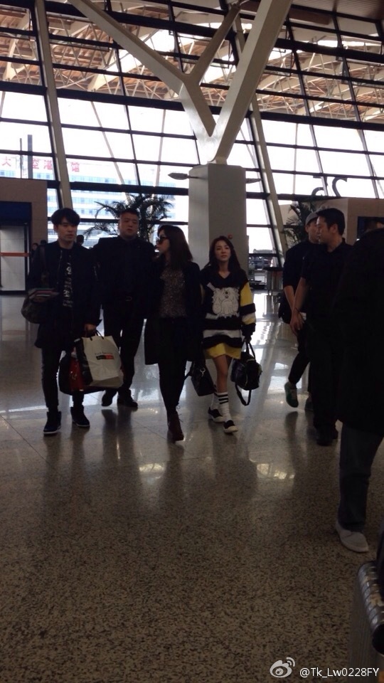 6956437cjw1em019dmazbj20f00qo0wr