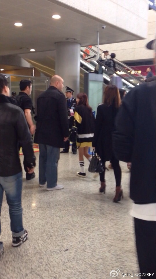 6956437cjw1em01jqon24j20f00qo774