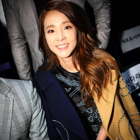 CA6t0WbWYAAjZ54.jpg large