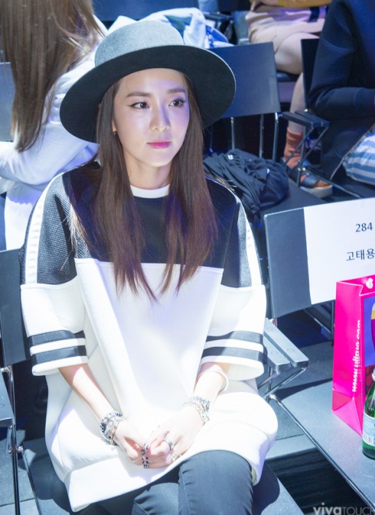 vivatouch045KDHKDH_8409