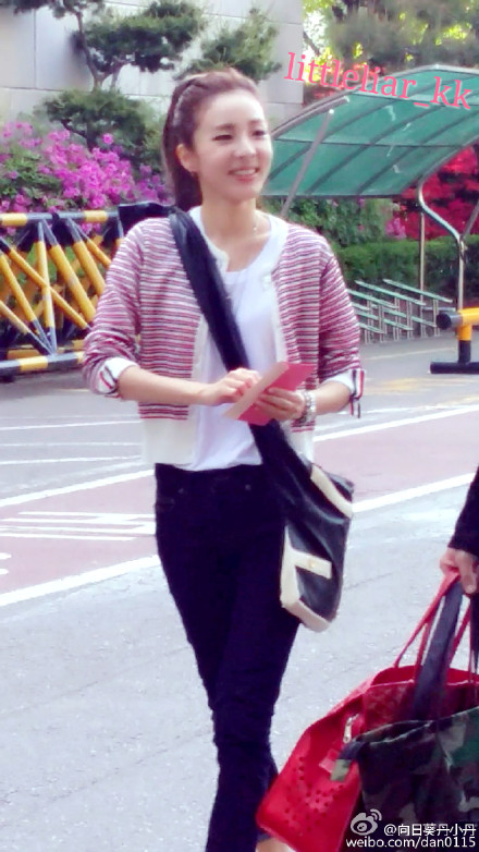 6b463c99jw1erott28kzfj20pb190e81