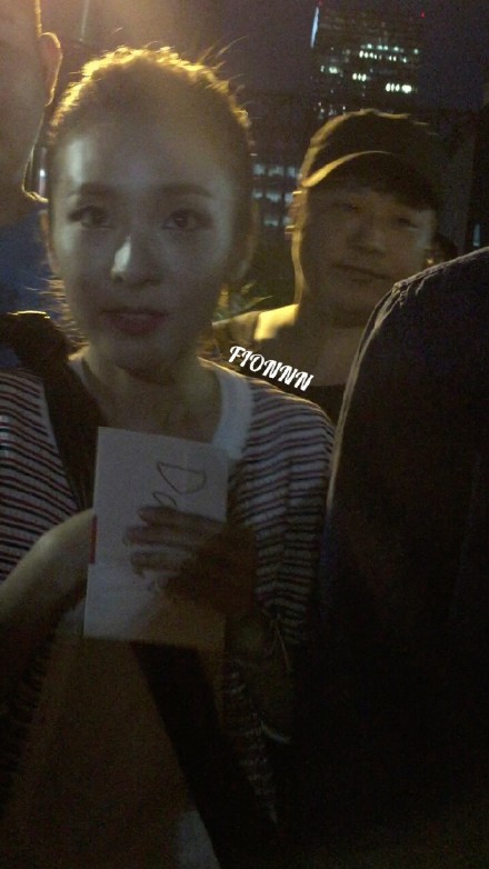 6d9a66bfjw1erp02axf6sj20k00zktdg