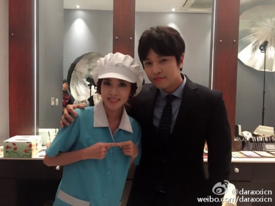 005ZvdSDgw1ewkcomrfq9j30hs0dcta7