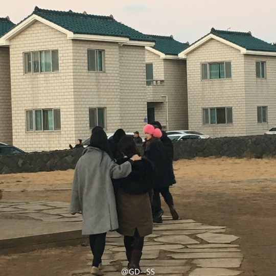 7522a5bdjw1ezc0fkxaqyj22c02c0b29