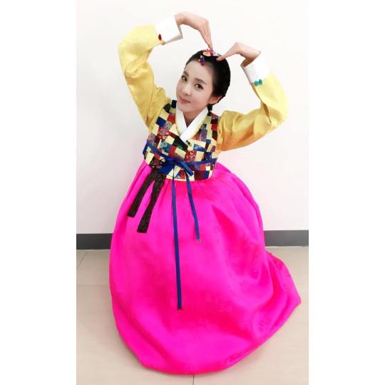 12534362_557237381110905_642342066_n