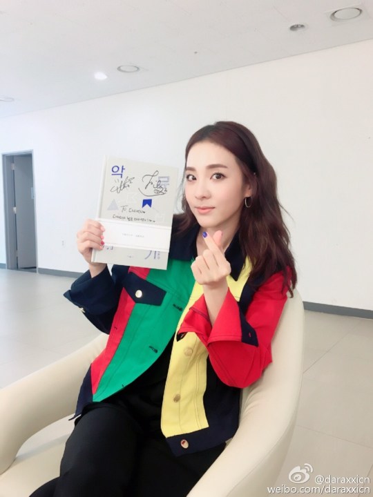 005ZvdSDgw1f4nlv32o9oj30qo0zlgqg