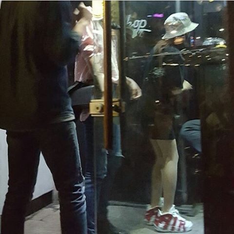 13285298_1714433045477371_408765420_n