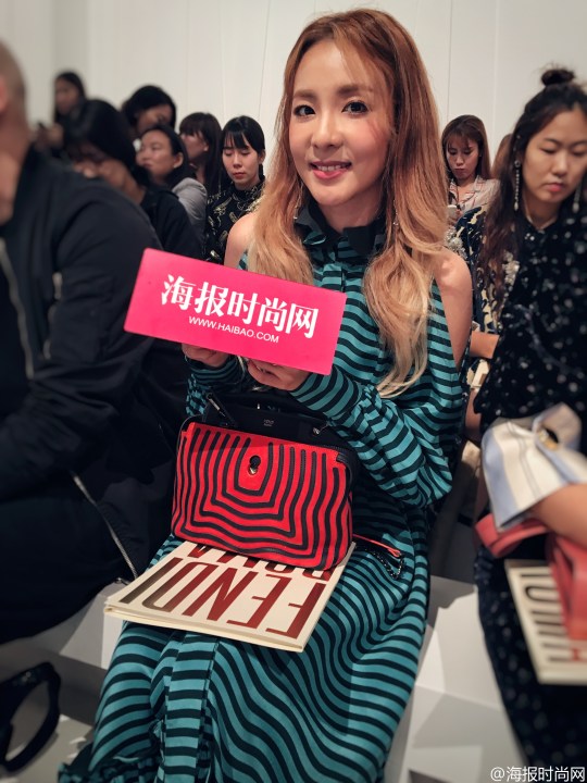 62c18c1djw1f82n2pj633j22c0340hdu