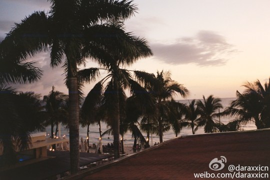 005zvdsdgw1f9tb90yhy2j31410qnqf5