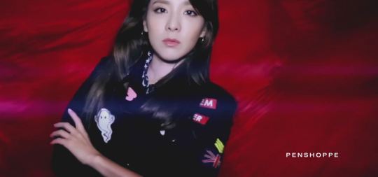 sandara-park-and-mario-maurer-holiday-2016-youtube-1080p-mp4_000032875