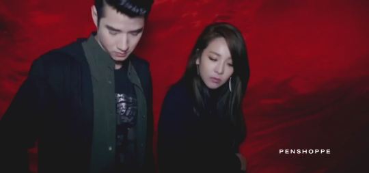 sandara-park-and-mario-maurer-holiday-2016-youtube-1080p-mp4_000033333