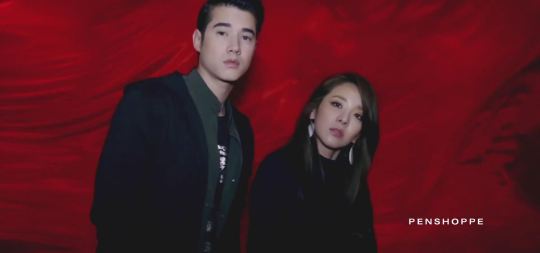 sandara-park-and-mario-maurer-holiday-2016-youtube-1080p-mp4_000034458